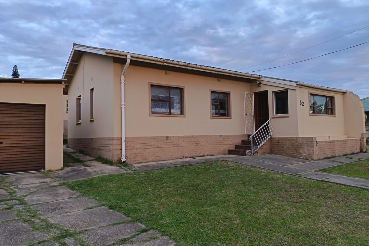 Family Home in a Popular Area - Photo 2