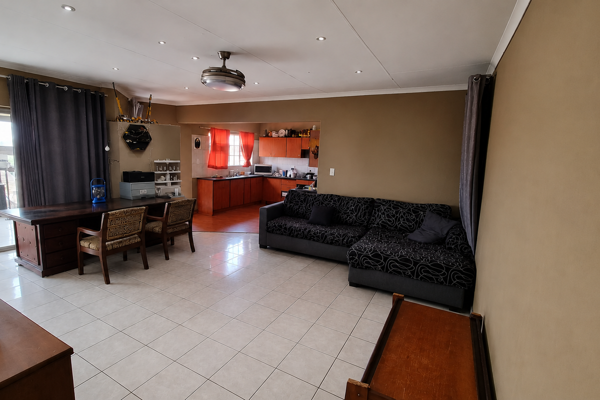 Charming 3-bedroom home in Azalea Park, Rustenburg—perfect for families seeking comfort and conveni - Photo 2