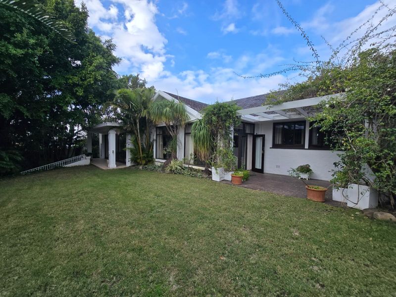An Exceptional Home of Distinction in the Heart of Vincent - Photo 1