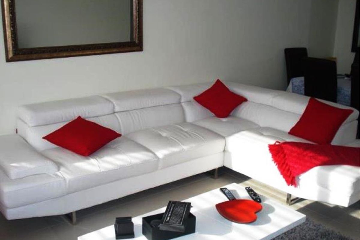 Stunning 2-Bedroom, 2-Bathroom 1st-Floor Apartment in De Velde Lifestyle Estate. - Photo 3