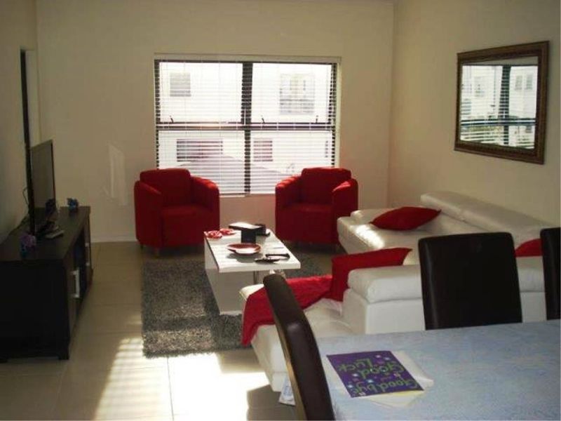Stunning 2-Bedroom, 2-Bathroom 1st-Floor Apartment in De Velde Lifestyle Estate. - Photo 4