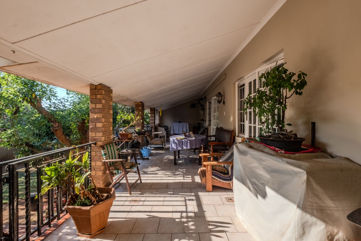 Exceptional Multi-Income Property in the Heart of Durban North - Photo 2