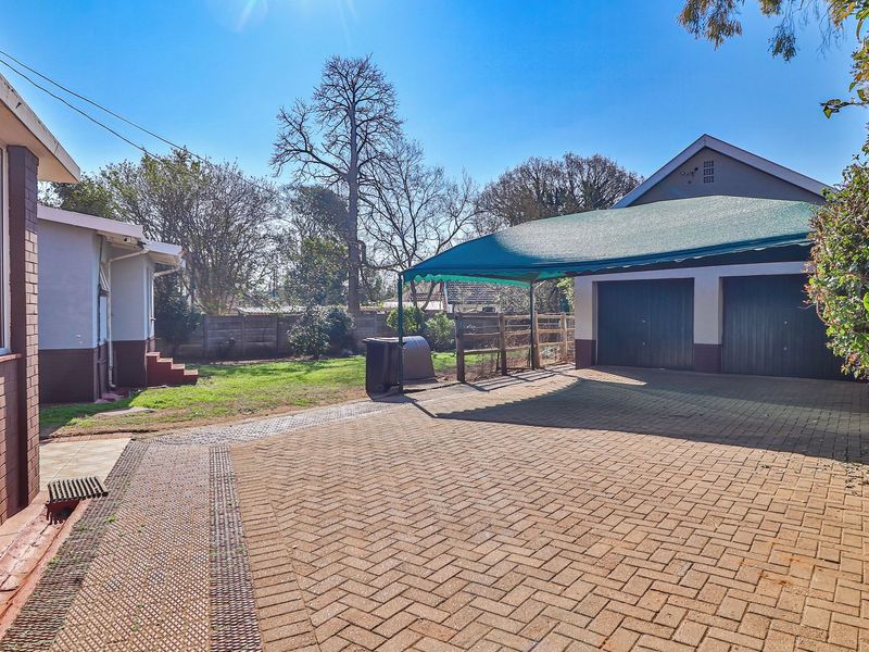 Family Home with Granny Flat in Scottsville - Photo 8