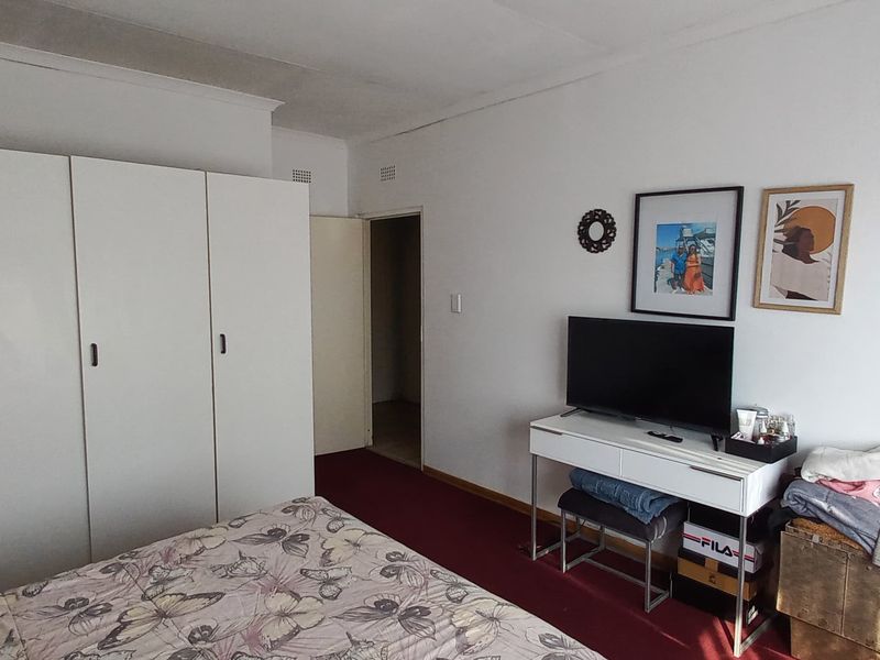 Spacious 3 bedroom apartment block for sale in Vanderbijlpark CW 6, ideal for investors or families! - Photo 10