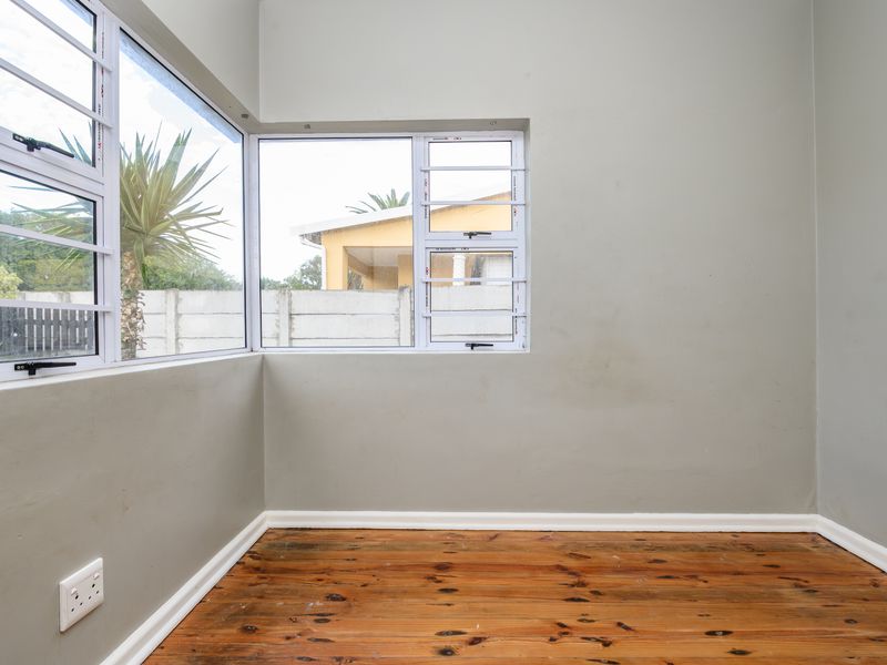 Perfect for First-Time Buyers or Investors – Move-In Ready Opportunity! - Photo 10
