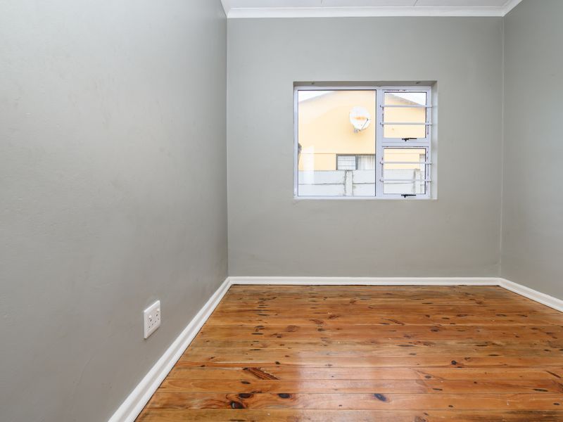Perfect for First-Time Buyers or Investors – Move-In Ready Opportunity! - Photo 9