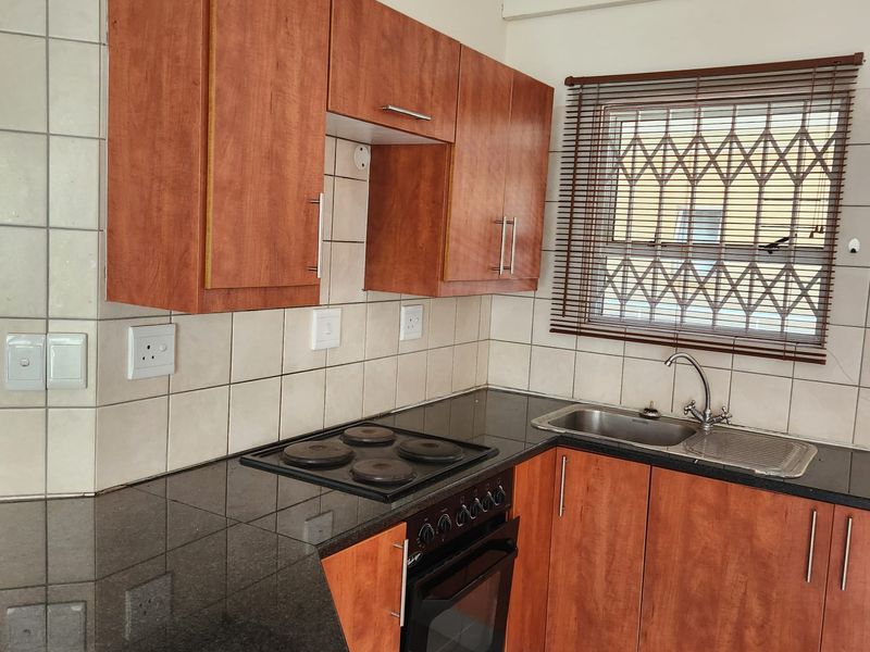Apartment Rental Monthly In Potchefstroom - Photo 3