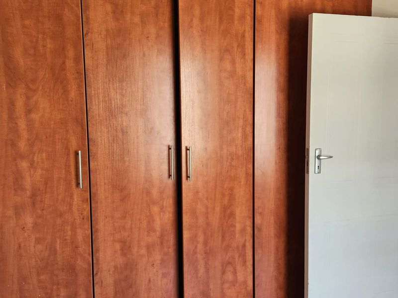 Apartment Rental Monthly In Potchefstroom - Photo 8