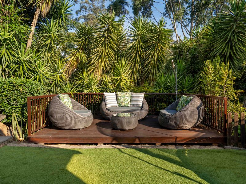 Uber Chic Townhouse Living - Photo 7