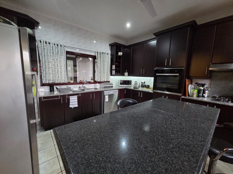 Immaculate Family Home on Marine Drive - Photo 8
