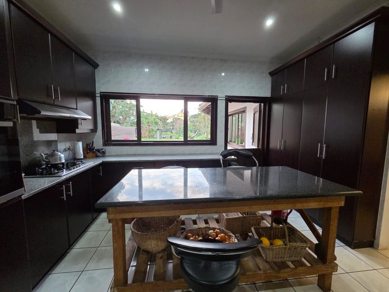Immaculate Family Home on Marine Drive - Photo 9