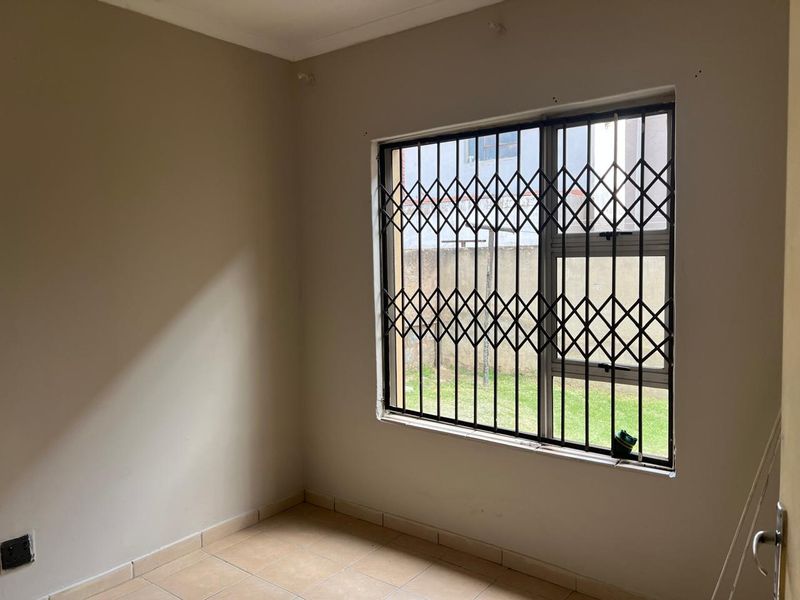 3 BEDROOM HOUSE FOR SALE IN SHARON PARK LIFESTYLE ESTATE - Photo 10