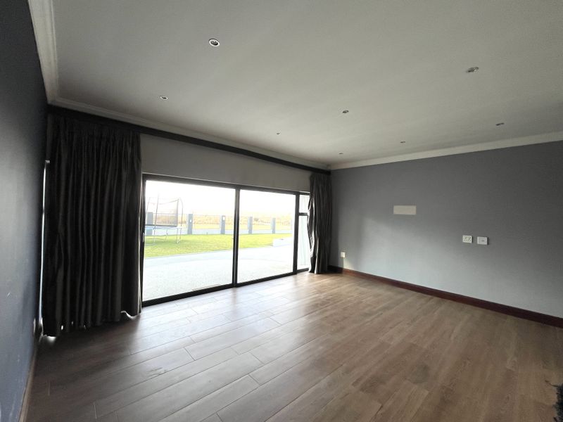 Trending Living meets Contemporary Luxury - Photo 10