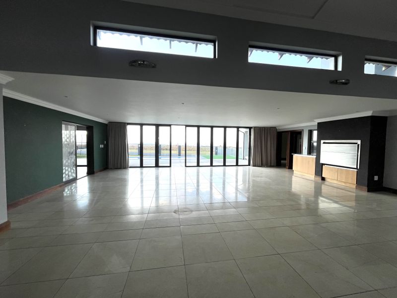 Trending Living meets Contemporary Luxury - Photo 4