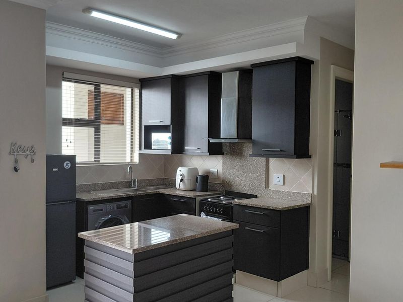 Fully Furnished Apartment with sea-views - Photo 8
