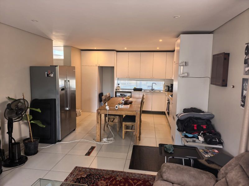 3-Bedroom Townhouse in Somerset Lakes — Open Plan Living, Pet Friendly (HOA Approval) - Photo 5