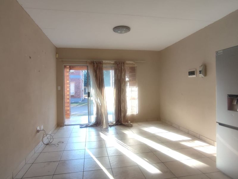 A Versatile 3-Bed, 2-Bath Ground Floor Apartment | Waterval East, Rustenburg - Photo 4