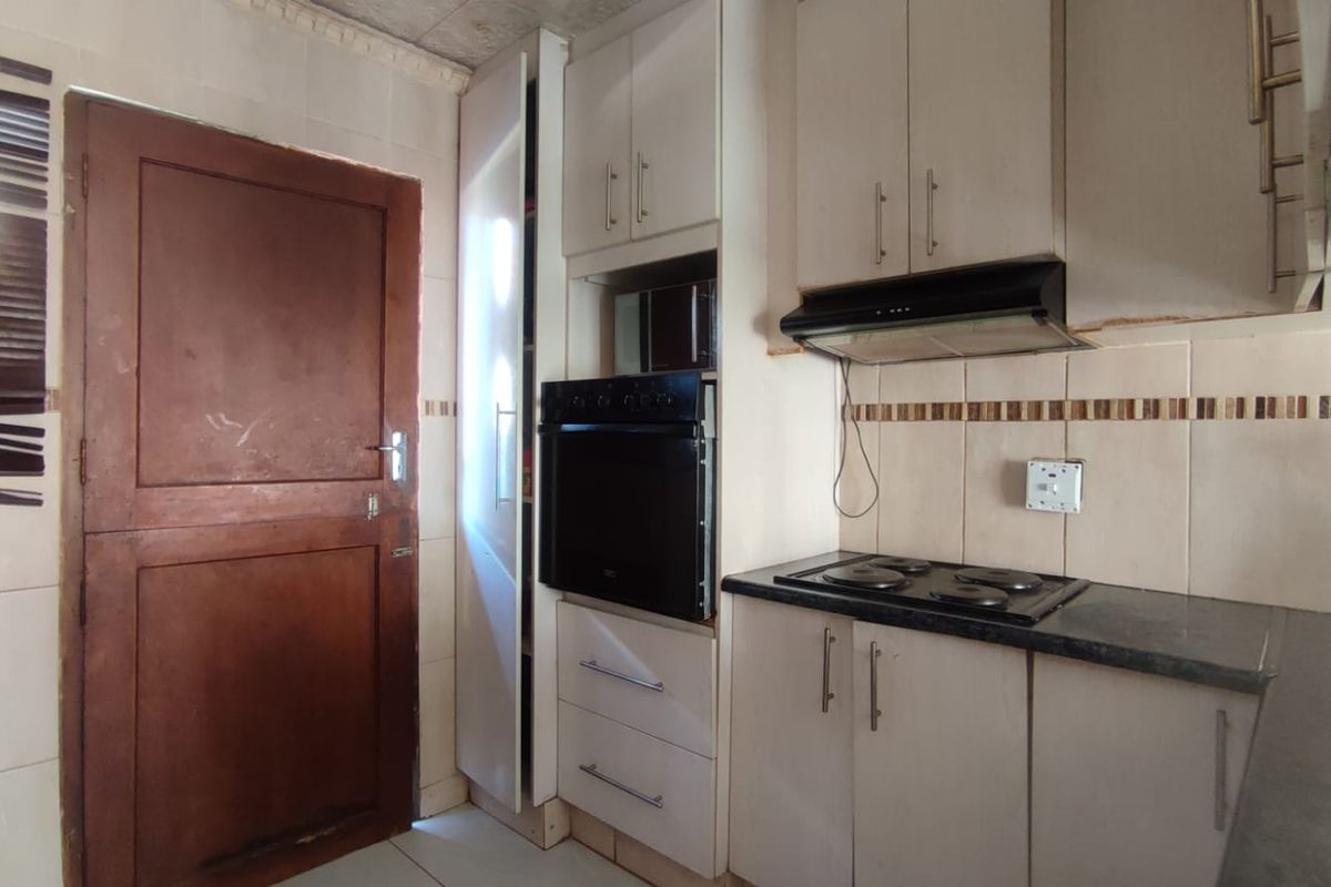 Affordable 2-Bedroom Home in Sunrise View, Rustenburg - Photo 4