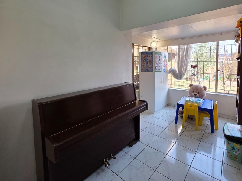 Charming 4 bedroom Family Home in Pardene - Photo 6