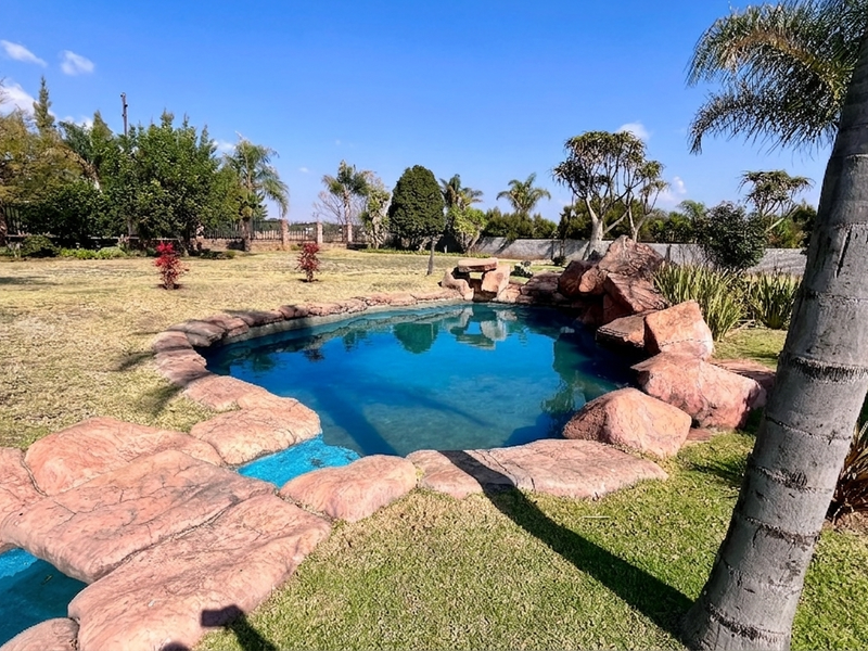 Exceptional 8.5-Hectare Lifestyle & Business Estate - Photo 7