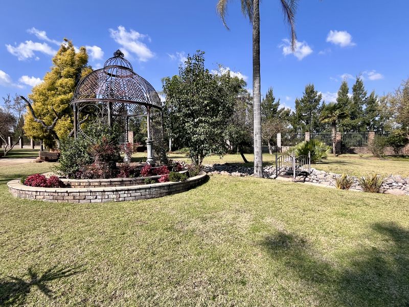 Exceptional 8.5-Hectare Lifestyle & Business Estate - Photo 6