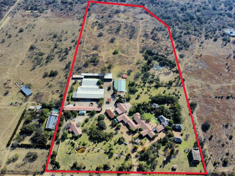 Exceptional 8.5-Hectare Lifestyle & Business Estate - Photo 3