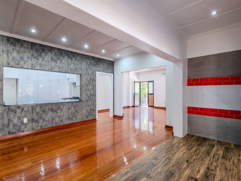 Where Space, Style and Location Come Together - Photo 10