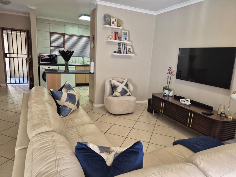 Secure, Stylish & Pet Friendly – A Ground Floor Opportunity Not to Be Missed - Photo 9