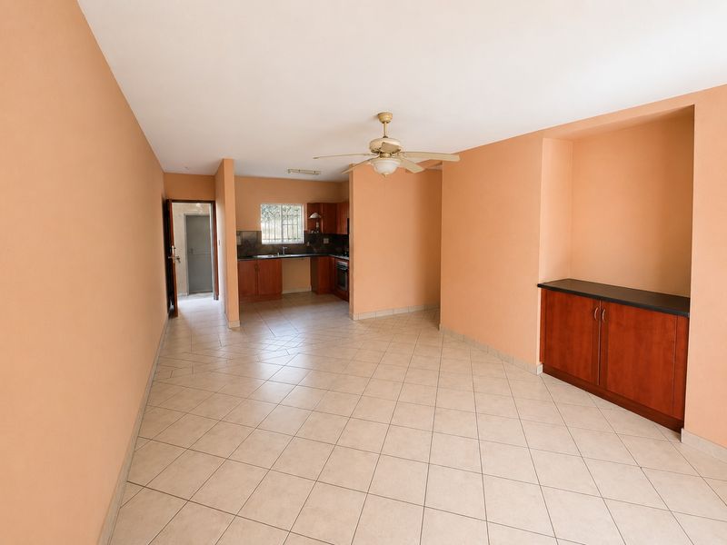Discover your dream 3-bedroom apartment in Oos Einde, Rustenburg - Photo 4