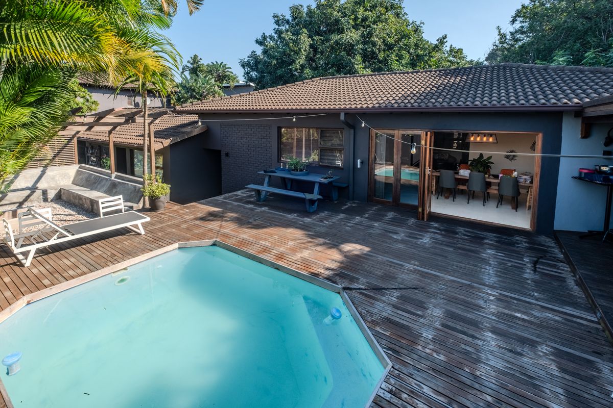 Exceptional entertainer’s dream home in prime Umhlanga - Photo 3