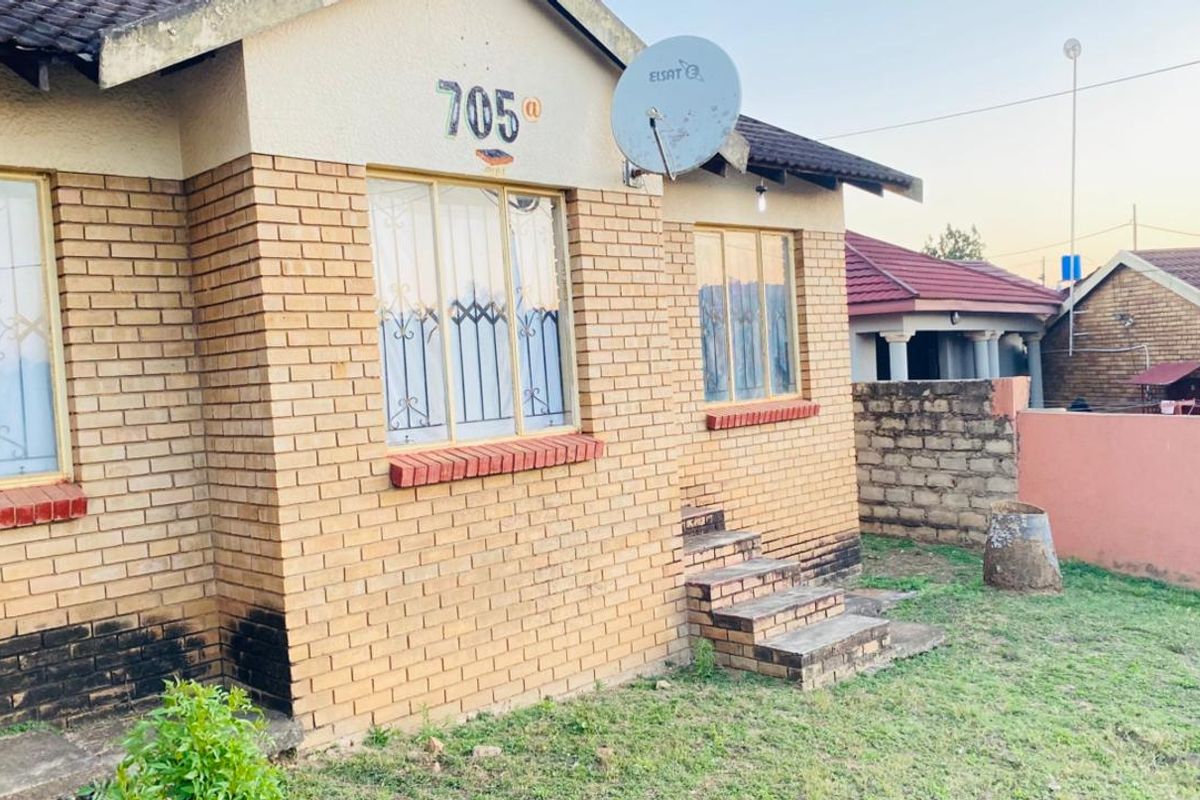 Affordable Family Living – 3-Bedroom House in Waterval A - Photo 3