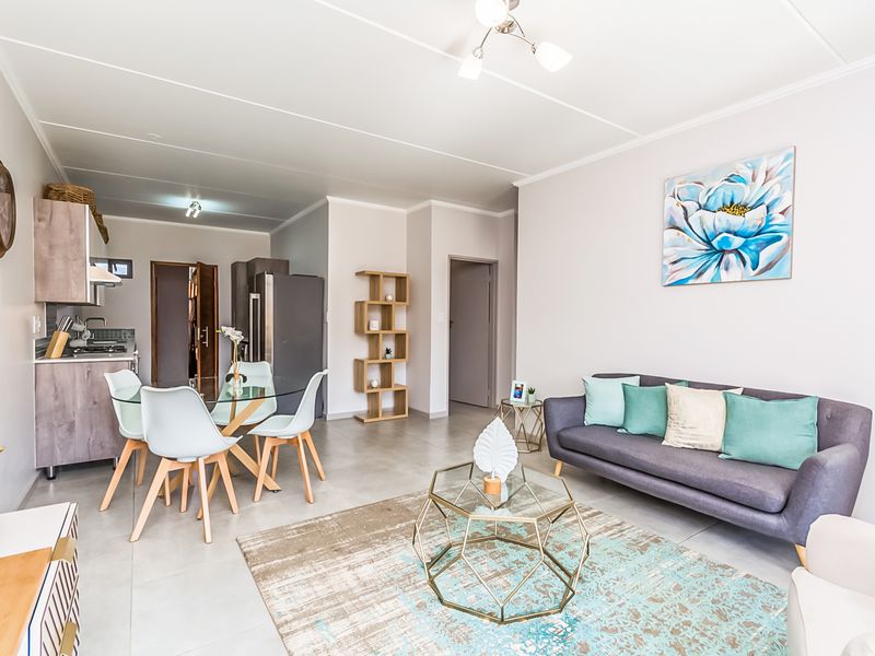 Modern 2 Bedroom Apartment for Sale in Glen Marais |Second Floor, Zero Transfer,  Lock & Go - Photo 8