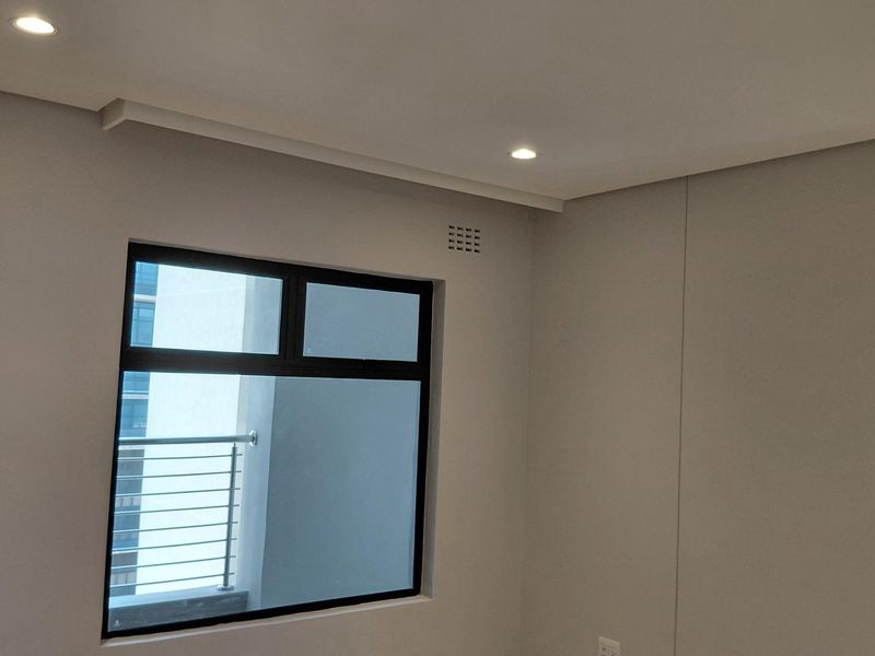 Modern 2 Bedroom Apartment | Sea Views | Ideal for Professionals & Investors - Photo 9