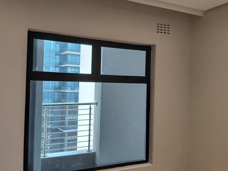 Modern 2 Bedroom Apartment | Sea Views | Ideal for Professionals & Investors - Photo 7