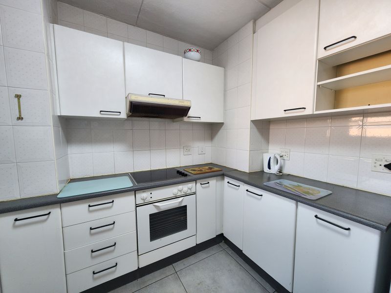 Move In Ready 2 Bedroom Apartment - Photo 9