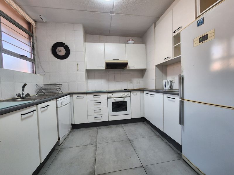 Move In Ready 2 Bedroom Apartment - Photo 8