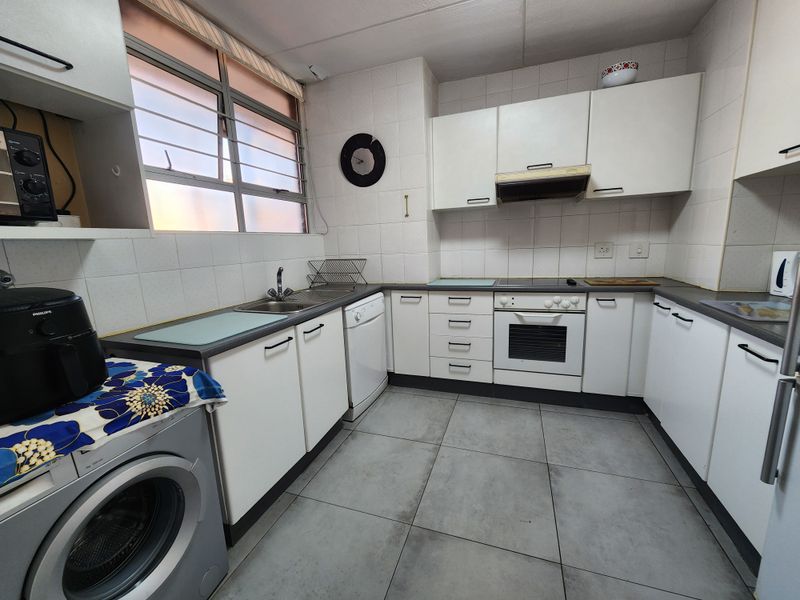 Move In Ready 2 Bedroom Apartment - Photo 7