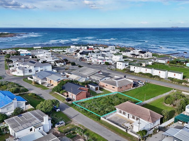 Wonderful Location full of Potential! - Photo 2