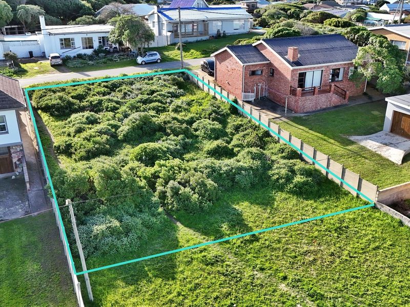Wonderful Location full of Potential! - Photo 9