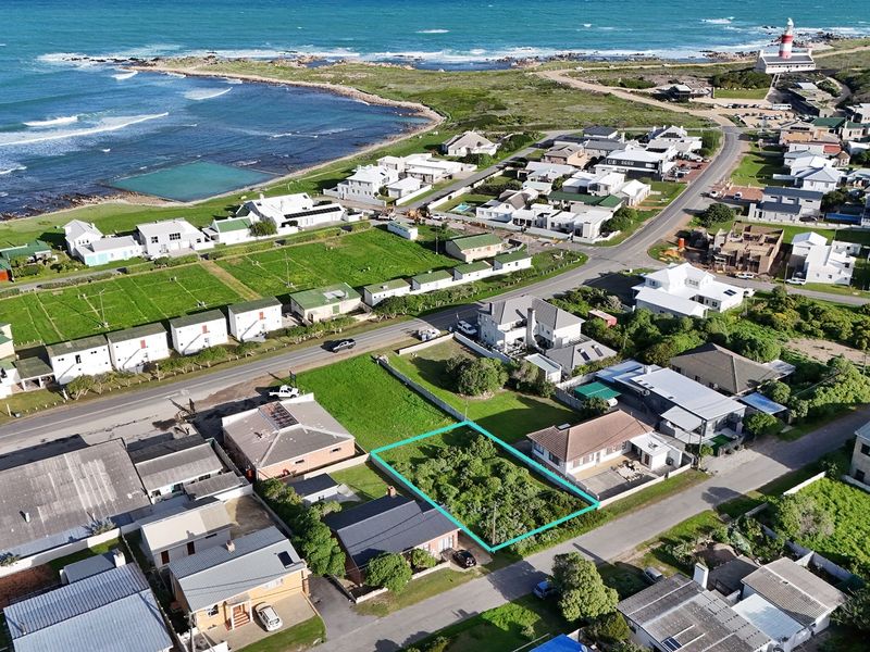 Wonderful Location full of Potential! - Photo 7