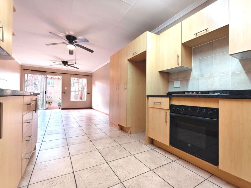2 Bedroom Townhouse in The Reeds - Photo 10