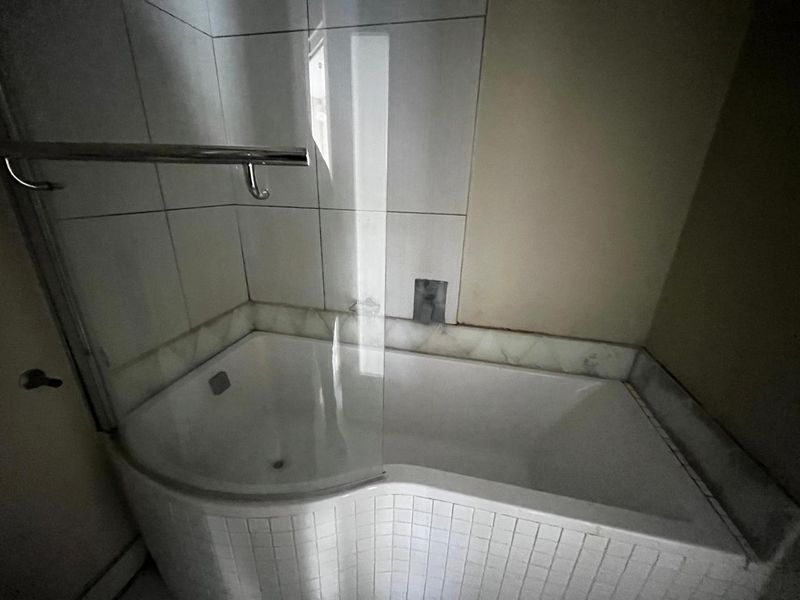 1 Bed  Apartment 3rd Floor  for rent at The Link - Photo 8