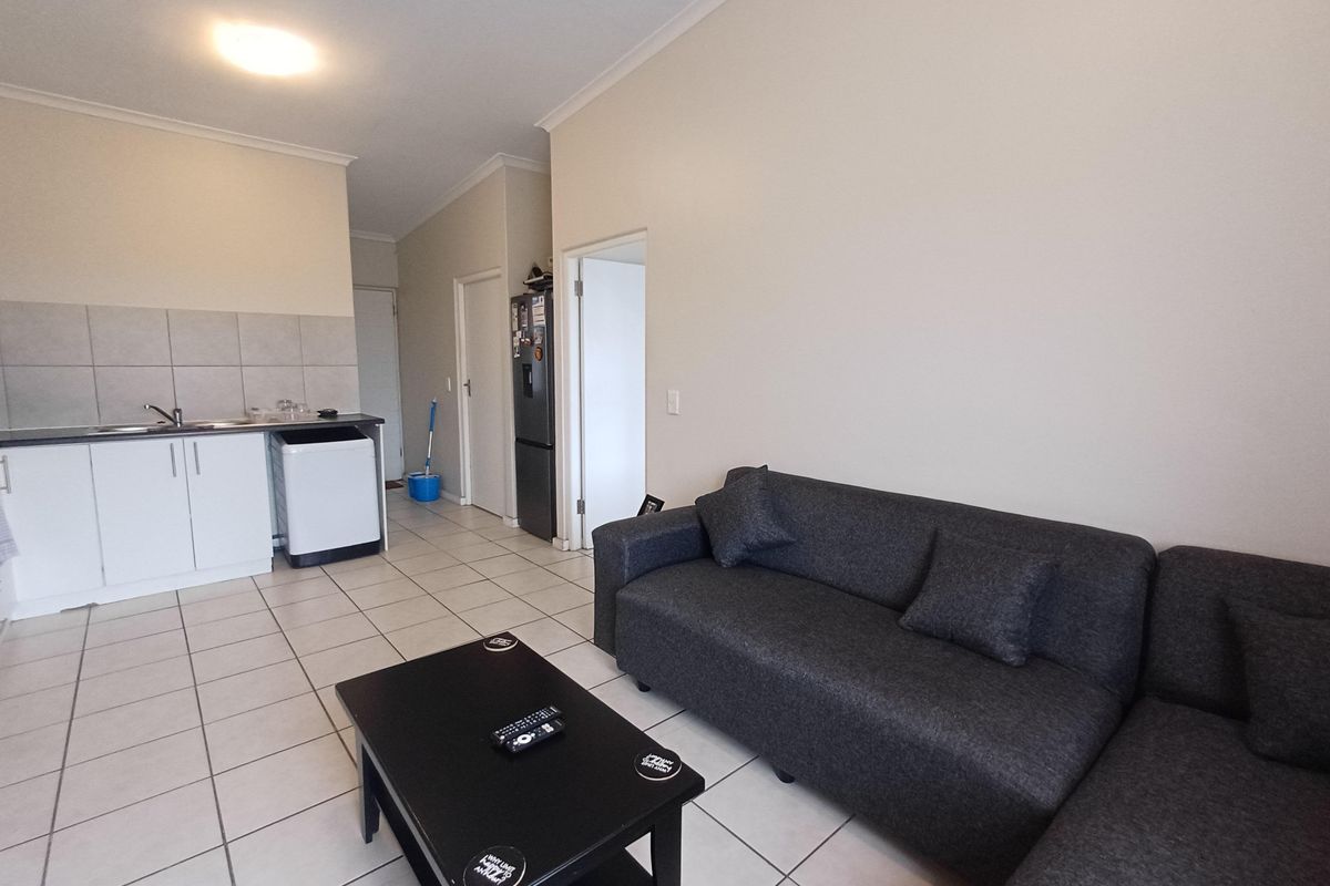 Sunny 2-Bedroom Apartment to Rent in Blackstone, Sonkring, Brackenfell - Photo 4