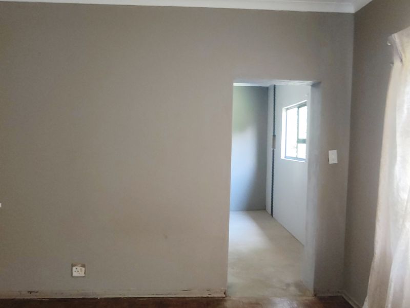 Neat and Spacious - Photo 6