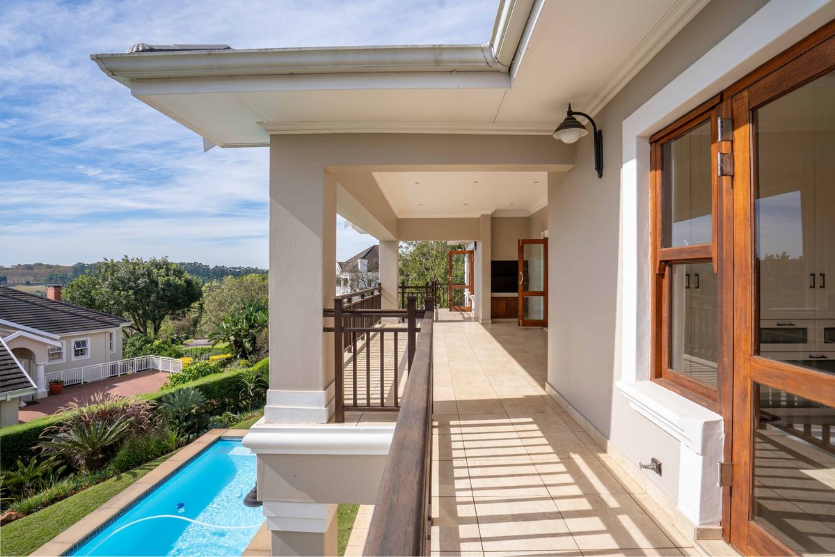 North Facing Home with Incredible Views - Photo 2
