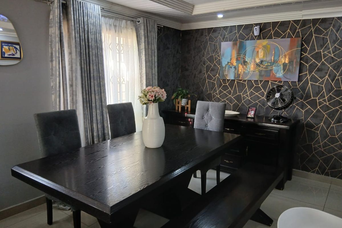 Your dream family home awaits in Glenway Estate - Photo 5