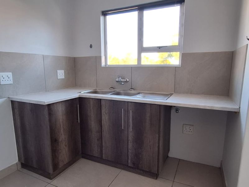 Neat 2-Bedroom Home To Rent – Peaceful Shared Property - Photo 5