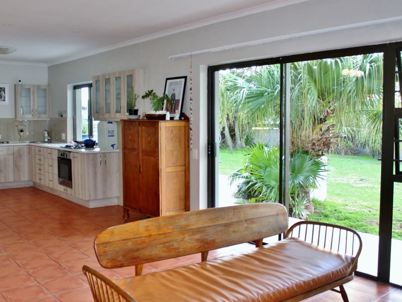 Move-In Ready Family Home in Forest Downs, Port Alfred - Photo 9