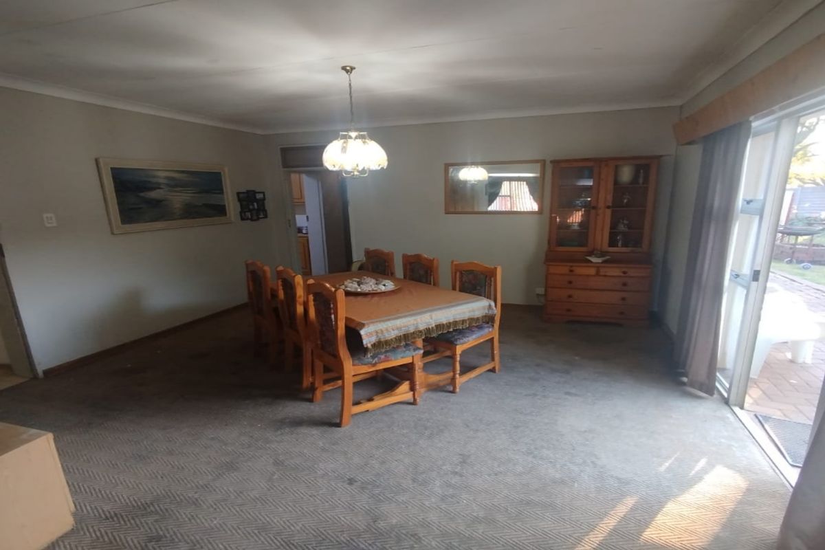 Freehold For Sale In Bloemfontein - Photo 4