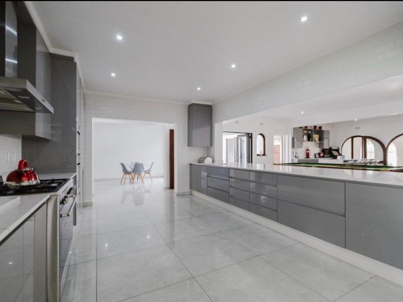 Rare Diamond -Security -Views -Absolute Luxury in the Heart of Tranquility!!! - Photo 9